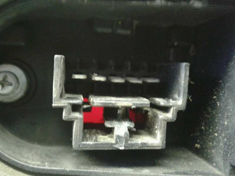 Recambio de piloto trasero izquierdo para fiat punto berlina (188) 1.2 8v feel referencia OEM IAM 28630132 03290501 468178040