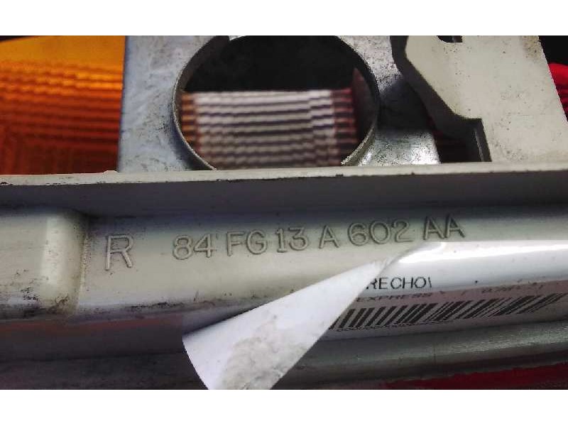 Recambio de piloto trasero derecho para ford fiesta berl./express referencia OEM IAM 84FG13A602AA  