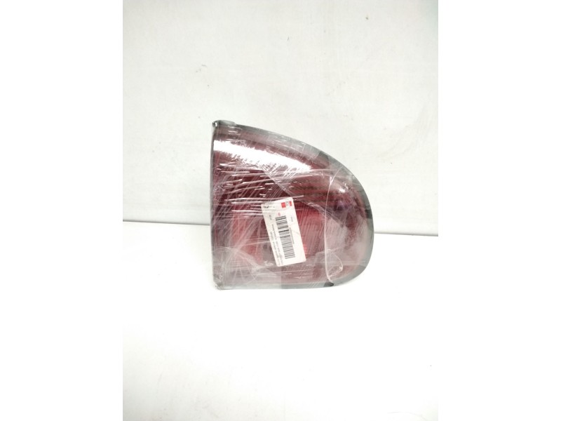 Recambio de piloto trasero derecho porton para ford escort berl./turnier atlanta berlina referencia OEM IAM 93AG15K258  