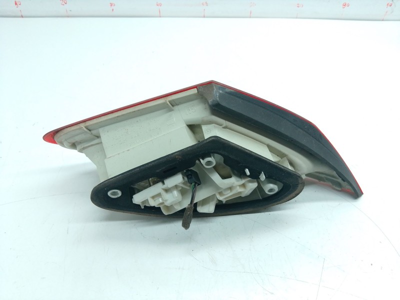 Recambio de piloto trasero derecho porton para opel astra j (p10) 1.4 lpg (68) referencia OEM IAM   
