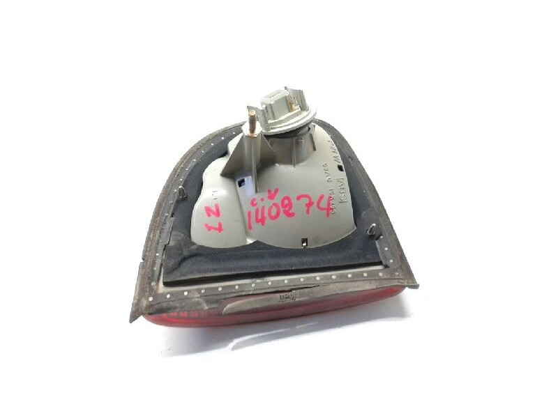 Recambio de piloto trasero izquierdo porton para ford escort berl./turnier atlanta berlina referencia OEM IAM 93AG15K258L  