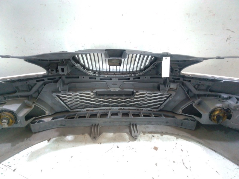 Recambio de paragolpes delantero para seat leon (1p1) 1.4 tsi referencia OEM IAM   