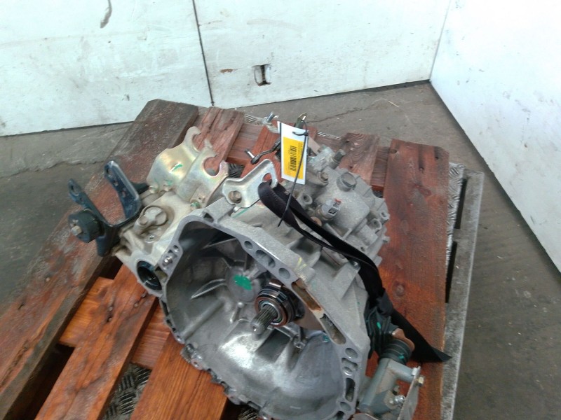 Recambio de caja cambios para toyota yaris (_p1_) 1.3 (scp12_, scp13_) referencia OEM IAM   
