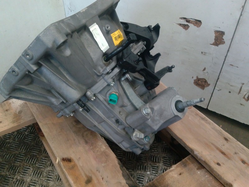 Recambio de caja cambios para renault kadjar (ha_, hl_) 1.6 tce 165 referencia OEM IAM 320103479R  
