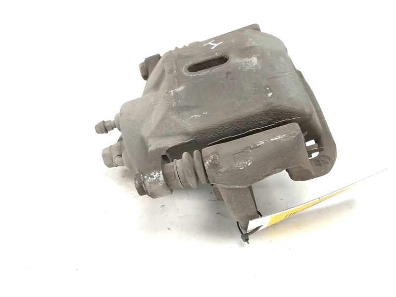 Recambio de pinza freno delantera izquierda para toyota yaris (_p1_) 1.3 (scp12_, scp13_) referencia OEM IAM   