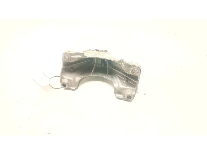 Recambio de soporte motor derecho superior para bmw 3 touring (f31) 330 d referencia OEM IAM 2211678861603  