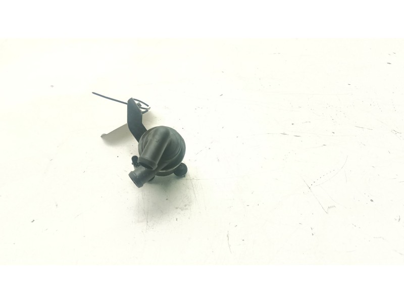 Recambio de bomba agua electrica para volkswagen tiguan (5n_) 2.0 tdi 4motion referencia OEM IAM 5N0965561A  