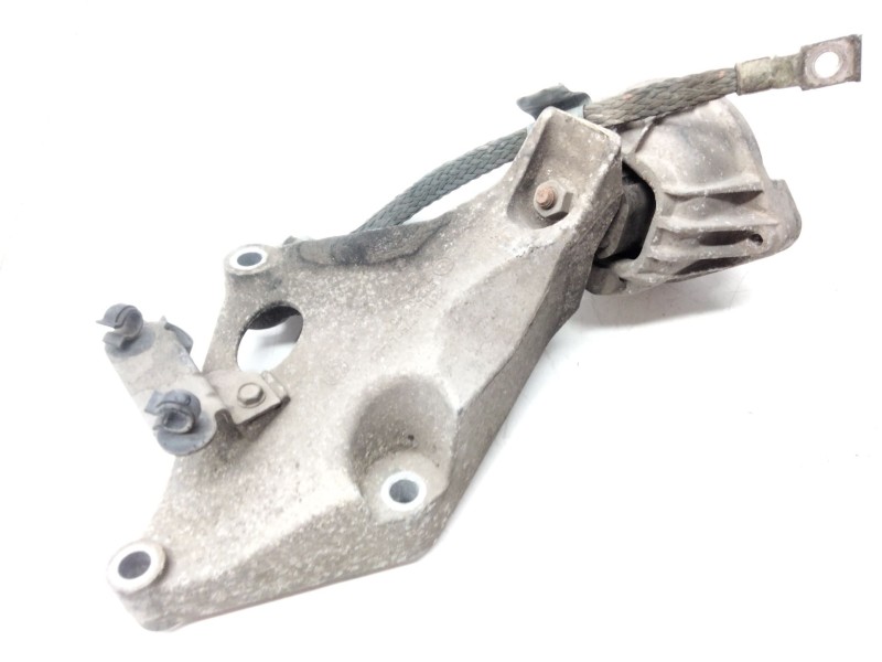 Recambio de soporte motor para bmw 3 (e90) 320 d referencia OEM IAM 6775041  