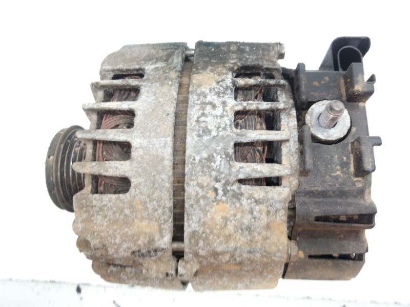 Recambio de alternador para bmw x5 (f15, f85) sdrive 25 d referencia OEM IAM 8570675  
