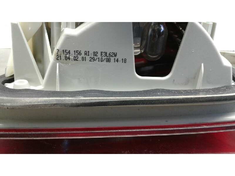 Recambio de piloto trasero derecho porton para bmw serie 3 berlina (e90) 318d referencia OEM IAM 7154156AI 218402 