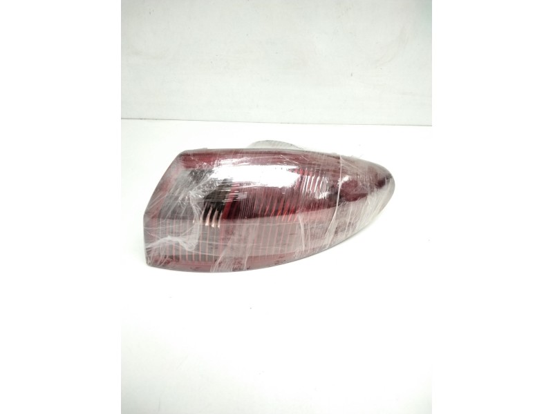 Recambio de piloto trasero derecho para alfa romeo 147 (190) 1.9 jtd 16v cat referencia OEM IAM 46556347 03323010 