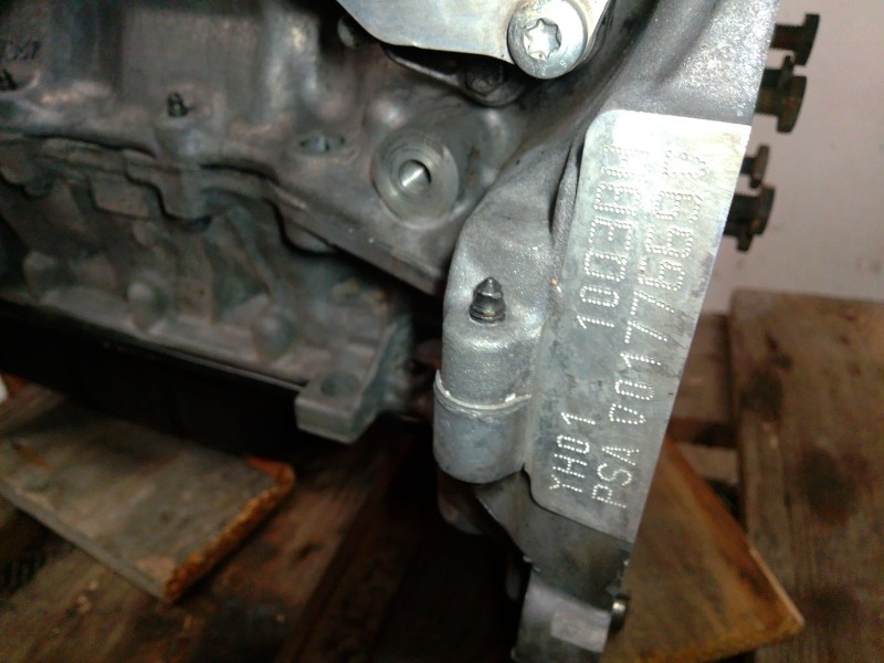 Recambio de motor completo para peugeot 2008 ii (ud_, us_, uy_, uj_, ur_, uc_) 1.5 bluehdi 130 referencia OEM IAM YH01  