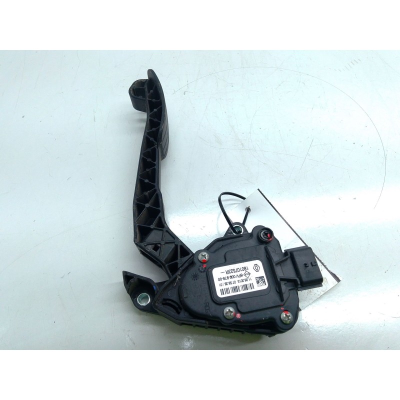 Recambio de pedal acelerador para opel movano b pritsche/kipper/koffer 2.3 cdti referencia OEM IAM 180107523R  