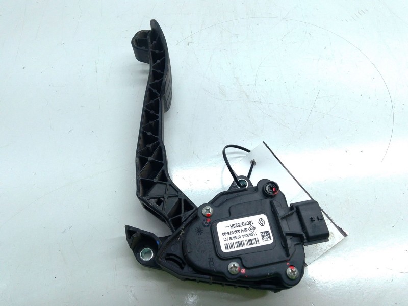 Recambio de pedal acelerador para opel movano b pritsche/kipper/koffer 2.3 cdti referencia OEM IAM 180107523R  