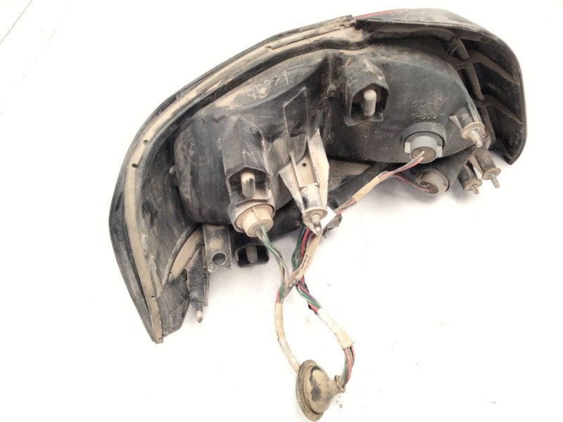 Recambio de piloto trasero derecho para mitsubishi galant viii (ea_) 2.5 v6 24v (ea5a) referencia OEM IAM   
