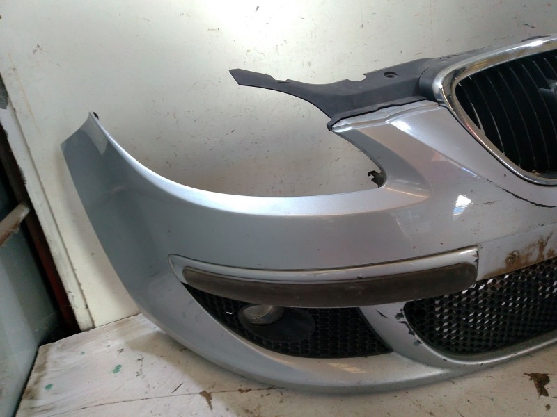 Recambio de paragolpes delantero para seat altea (5p1) 2.0 tdi 16v referencia OEM IAM   