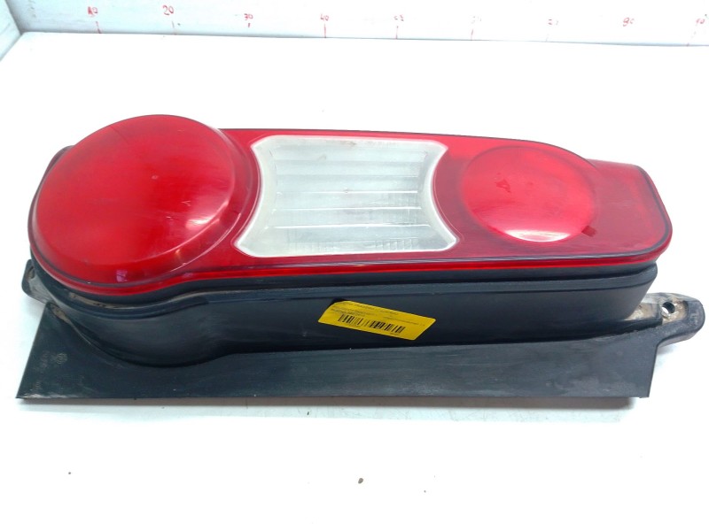 Recambio de piloto trasero izquierdo para peugeot partner furgoneta/monovolumen 1.6 bluehdi 100 referencia OEM IAM 9680608080  