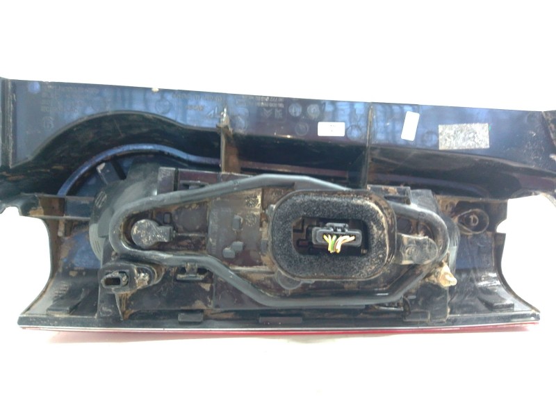 Recambio de piloto trasero izquierdo para peugeot partner furgoneta/monovolumen 1.6 bluehdi 100 referencia OEM IAM 9680608080  