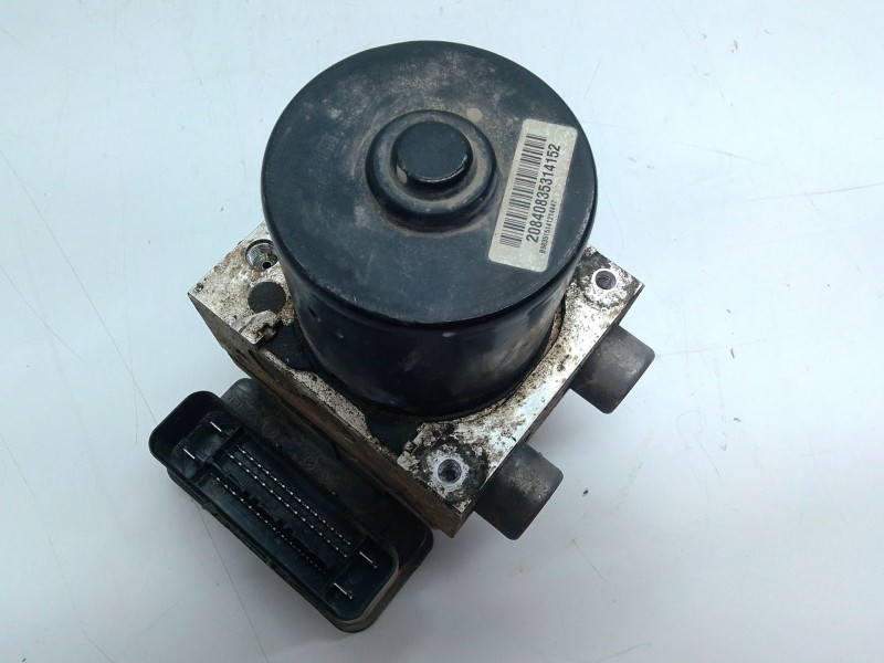 Recambio de abs para nissan nt500 35.15 referencia OEM IAM 47660LC40A  