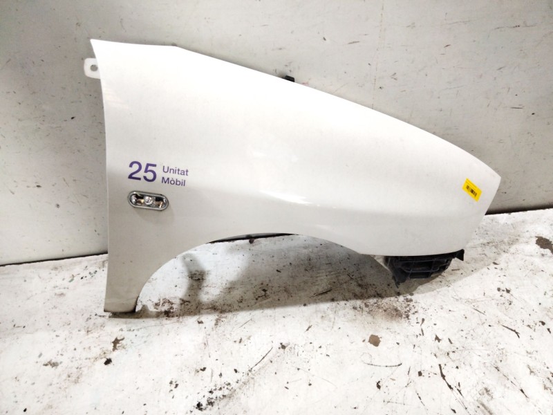 Recambio de aleta delantera derecha para seat ibiza iii (6l1) 1.4 tdi referencia OEM IAM   