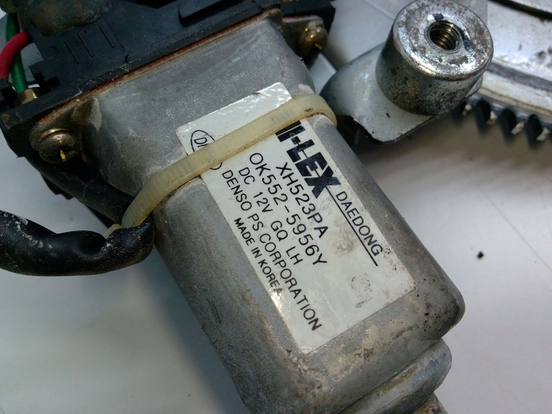 Recambio de elevalunas delantero izquierdo para kia carnival ii (gq) 2.9 crdi referencia OEM IAM   