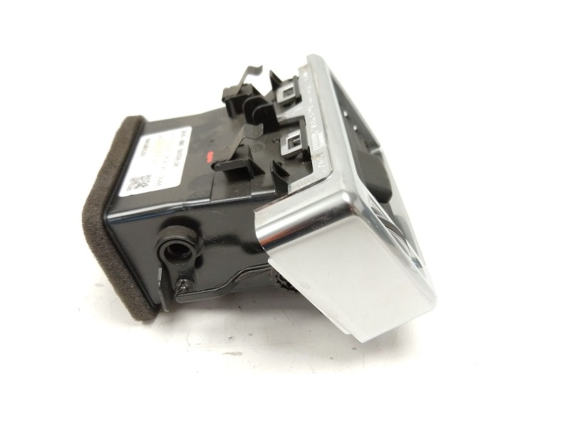 Recambio de aireador izquierdo para land rover discovery sport (l550) 2.0 d 4x4 referencia OEM IAM   
