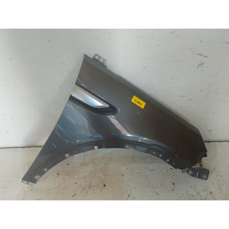 Recambio de aleta delantera derecha para land rover discovery sport (l550) 2.0 d 4x4 referencia OEM IAM   
