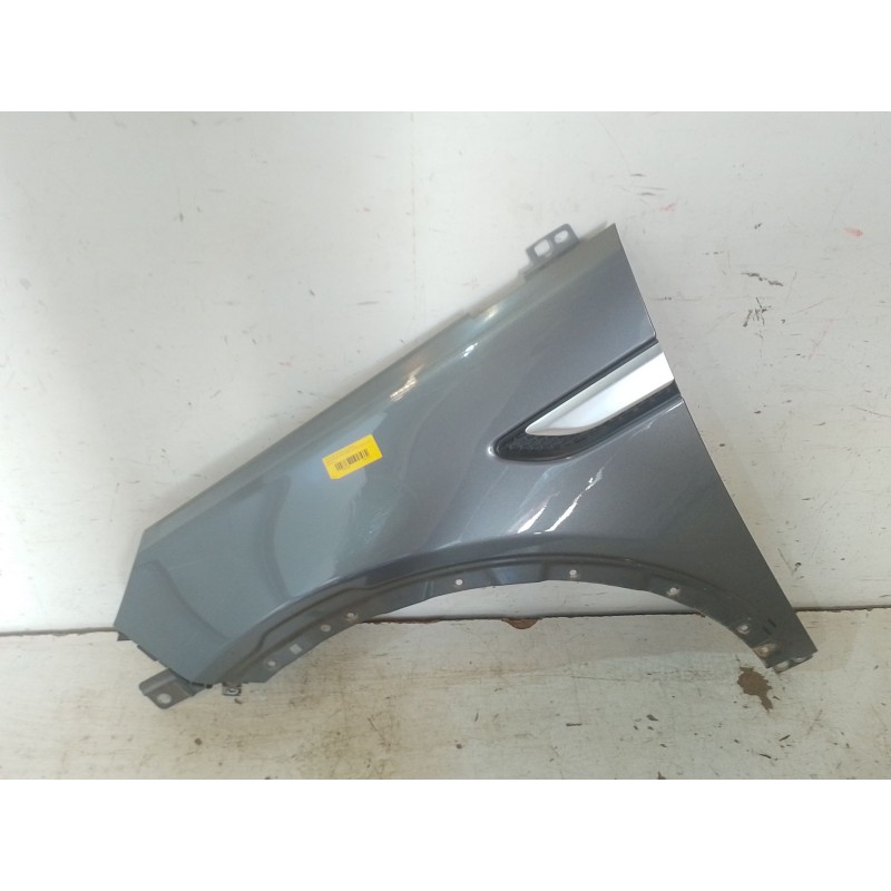 Recambio de aleta delantera izquierda para land rover discovery sport (l550) 2.0 d 4x4 referencia OEM IAM   