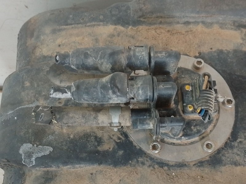 Recambio de deposito adblue para nissan nt500 35.15 referencia OEM IAM   