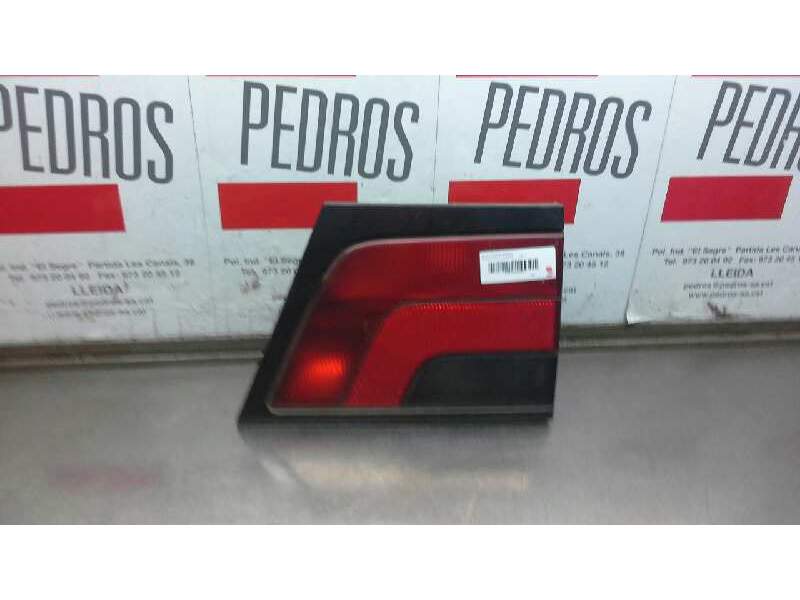 Recambio de piloto trasero derecho para peugeot 806 1.9 turbodiesel referencia OEM IAM 124889  