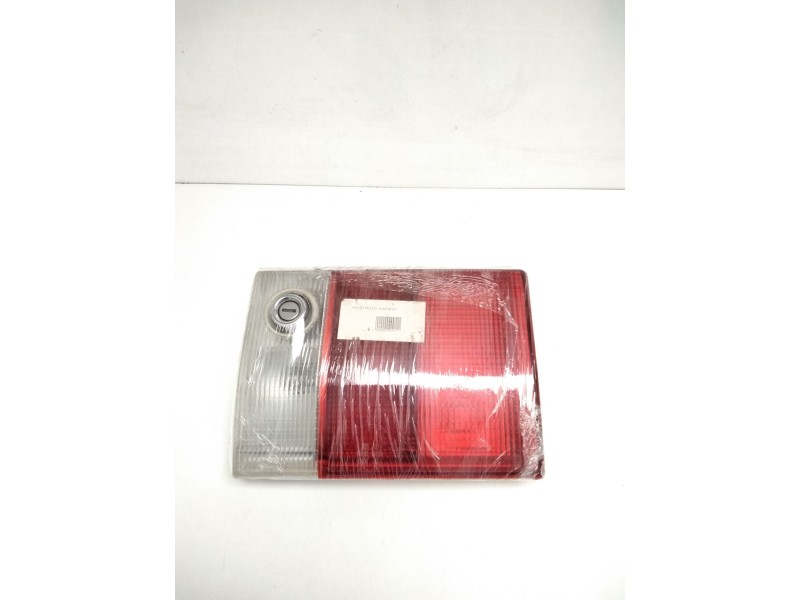Recambio de piloto trasero derecho para audi 80 (613) 1.7 referencia OEM IAM 893945094  