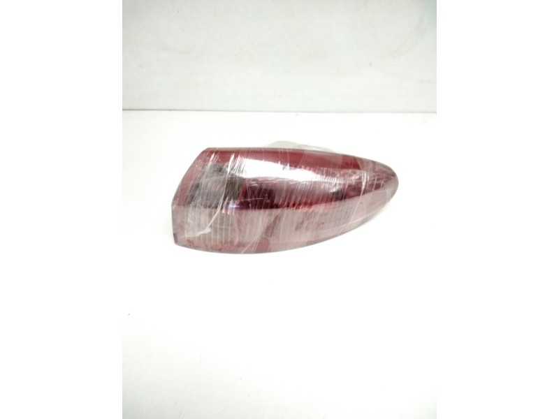 Recambio de piloto trasero derecho para alfa romeo 147 (190) 1.6 t.spark eco distinctive referencia OEM IAM 46556347 03323010 B0