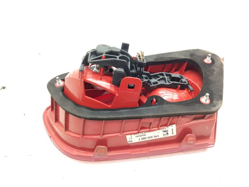 Recambio de piloto trasero izquierdo porton para seat leon (1p1) 1.4 16v referencia OEM IAM 1P0945093F  
