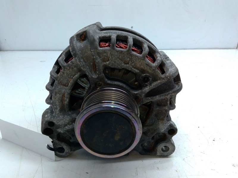 Recambio de alternador para audi q3 (f3b) 35 tdi referencia OEM IAM 05L903026B  