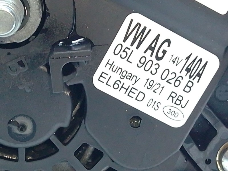 Recambio de alternador para audi q3 (f3b) 35 tdi referencia OEM IAM 05L903026B  