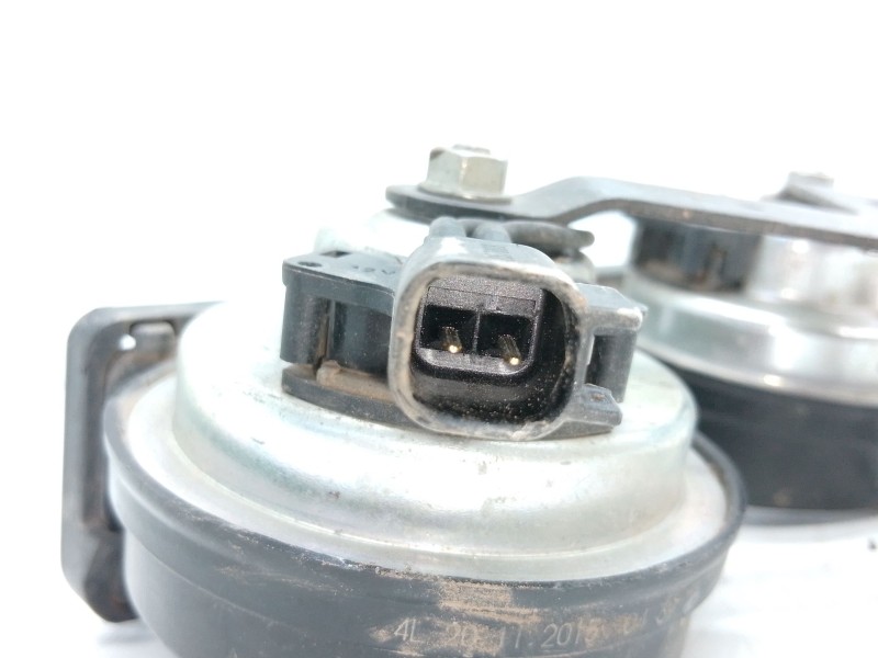 Recambio de claxon para land rover discovery sport (l550) 2.0 d 4x4 referencia OEM IAM   