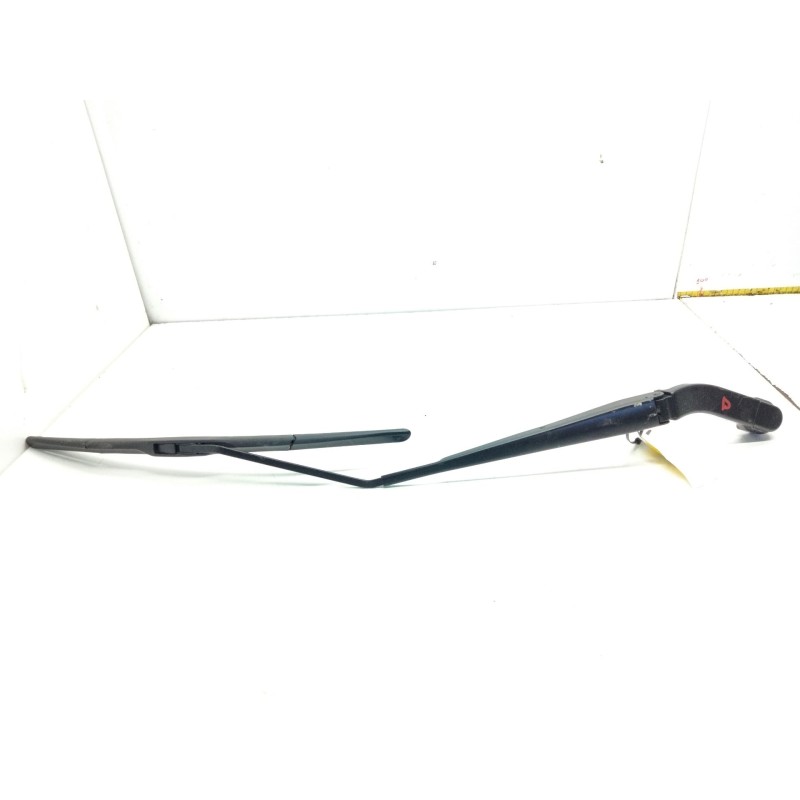 Recambio de brazo limpia delantero derecho para land rover discovery sport (l550) 2.0 d 4x4 referencia OEM IAM   