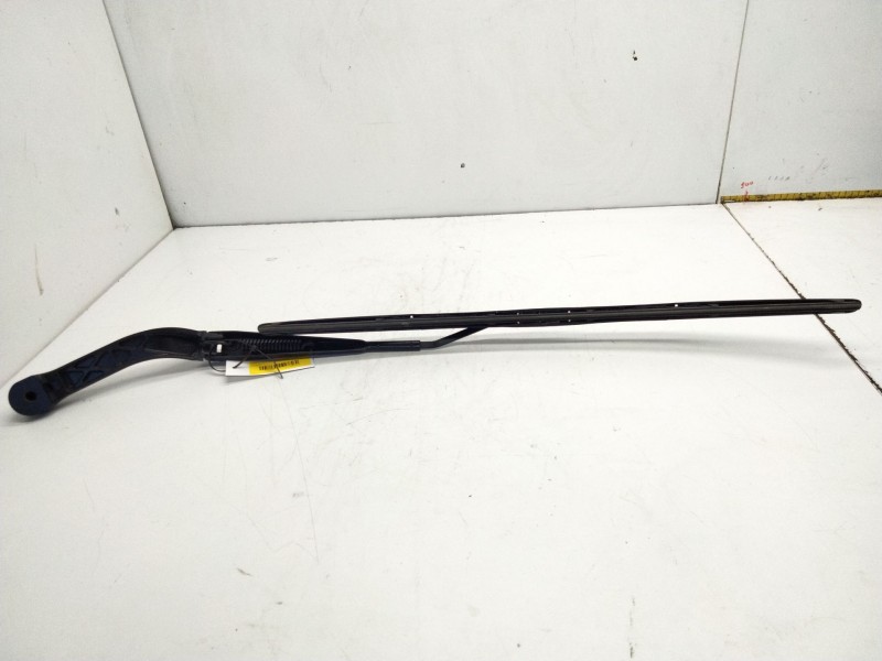 Recambio de brazo limpia delantero izquierdo para land rover discovery sport (l550) 2.0 d 4x4 referencia OEM IAM   