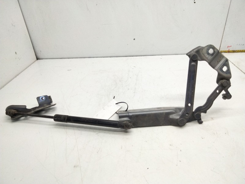 Recambio de bisagra capot izquierda para land rover discovery sport (l550) 2.0 d 4x4 referencia OEM IAM FK7216801AE  