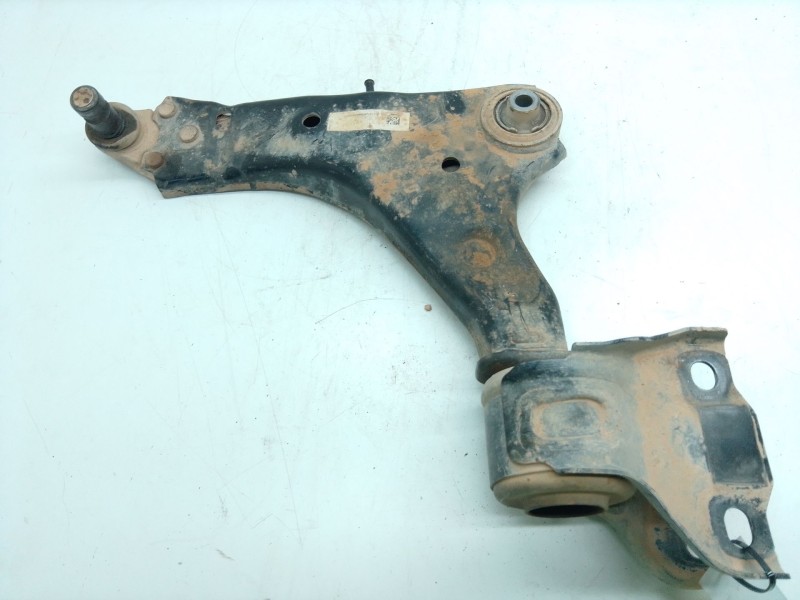 Recambio de brazo suspension inferior delantero derecho para land rover discovery sport (l550) 2.0 d 4x4 referencia OEM IAM   
