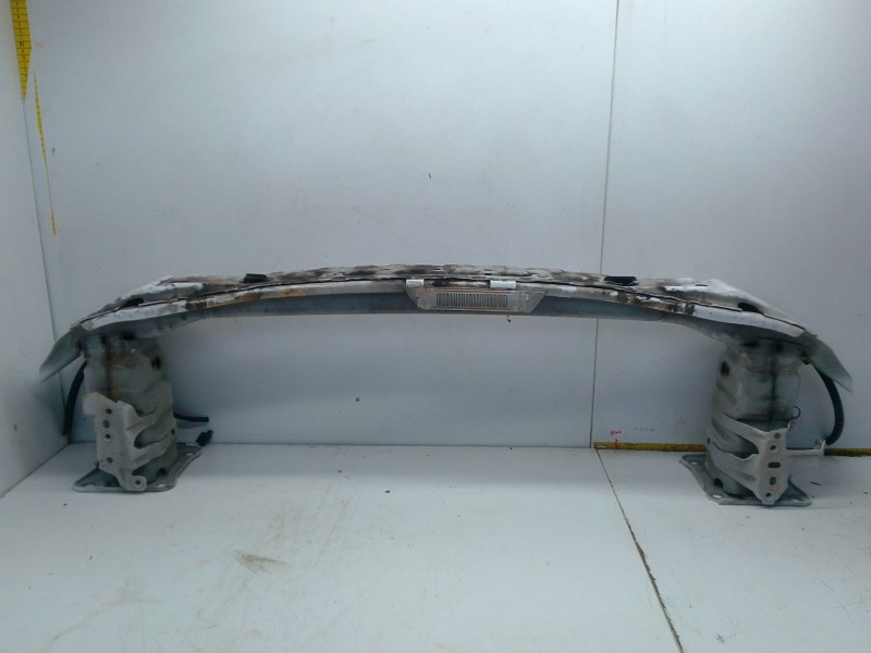 Recambio de refuerzo paragolpes delantero para ford kuga i 2.0 tdci referencia OEM IAM   