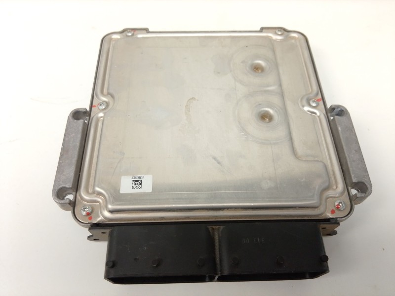 Recambio de centralita motor uce para land rover discovery sport (l550) 2.0 d 4x4 referencia OEM IAM   