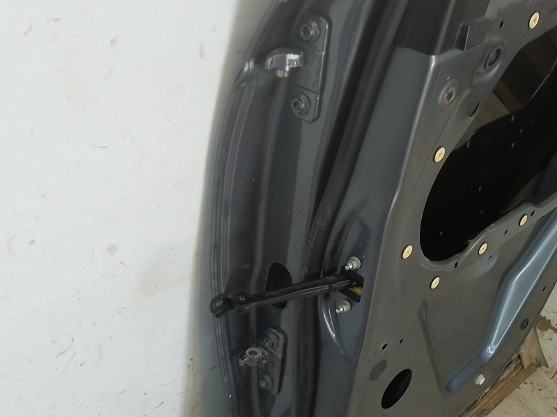 Recambio de puerta trasera derecha para land rover discovery sport (l550) 2.0 d 4x4 referencia OEM IAM   