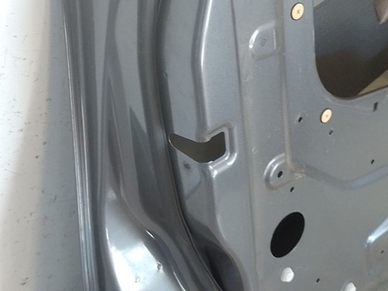 Recambio de puerta delantera izquierda para land rover discovery sport (l550) 2.0 d 4x4 referencia OEM IAM   