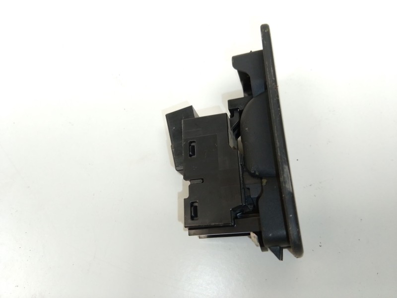 Recambio de mando elevalunas trasero derecho para land rover discovery sport (l550) 2.0 d 4x4 referencia OEM IAM   