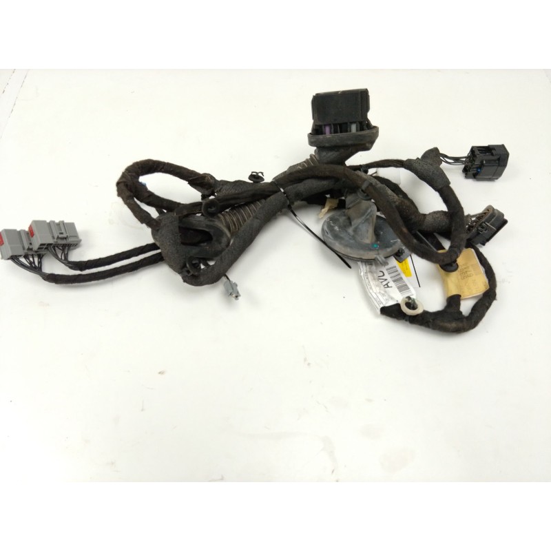 Recambio de instalacion puerta trasera derecha para land rover discovery sport (l550) 2.0 d 4x4 referencia OEM IAM FK7214632  