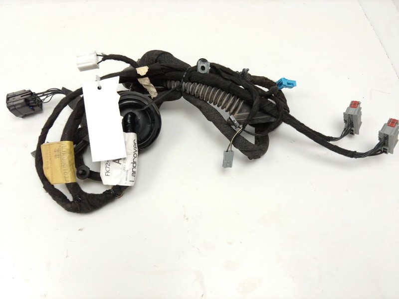 Recambio de instalacion puerta trasera derecha para land rover discovery sport (l550) 2.0 d 4x4 referencia OEM IAM FK7214632  