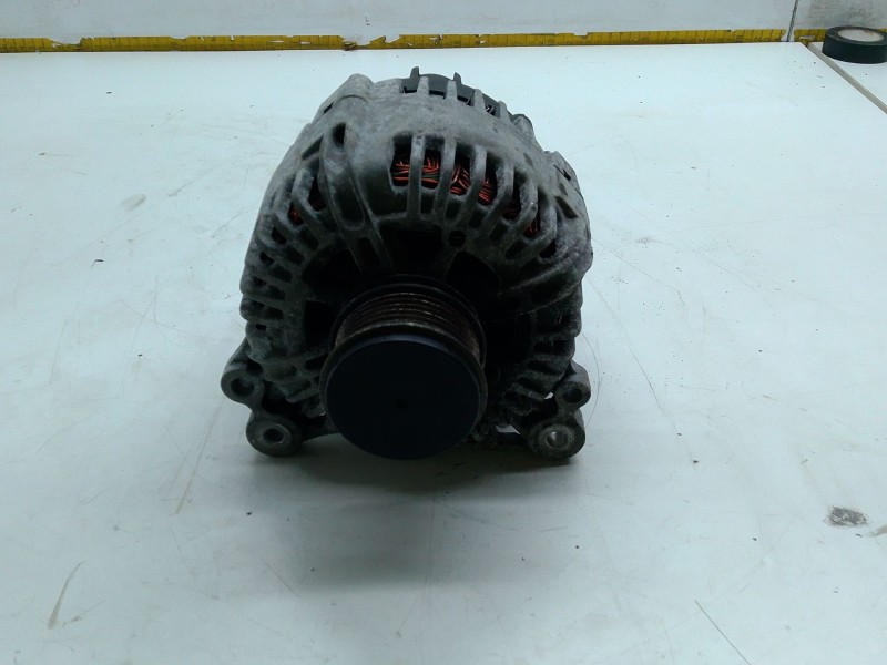 Recambio de alternador para audi a3 (8p1) 2.0 tdi referencia OEM IAM 06F903023C  