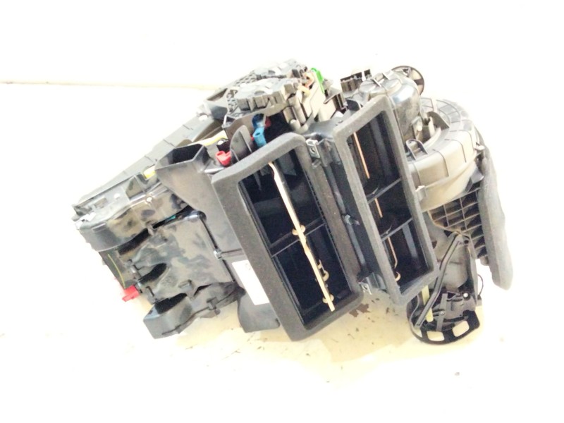 Recambio de calefaccion entera normal para land rover discovery sport (l550) 2.0 d 4x4 referencia OEM IAM   