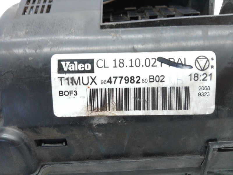 Recambio de caja fusibles para peugeot 206 hatchback (2a/c) 2.0 hdi 90 referencia OEM IAM 964349888000  